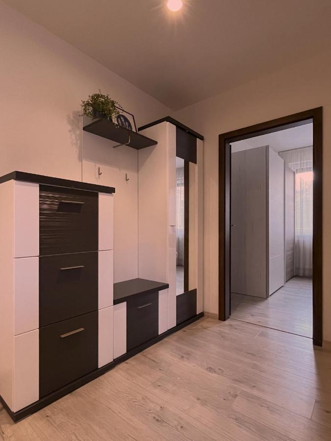 Elegant Escape Apartment I - City Centre บราติสลาวา ภายนอก รูปภาพ